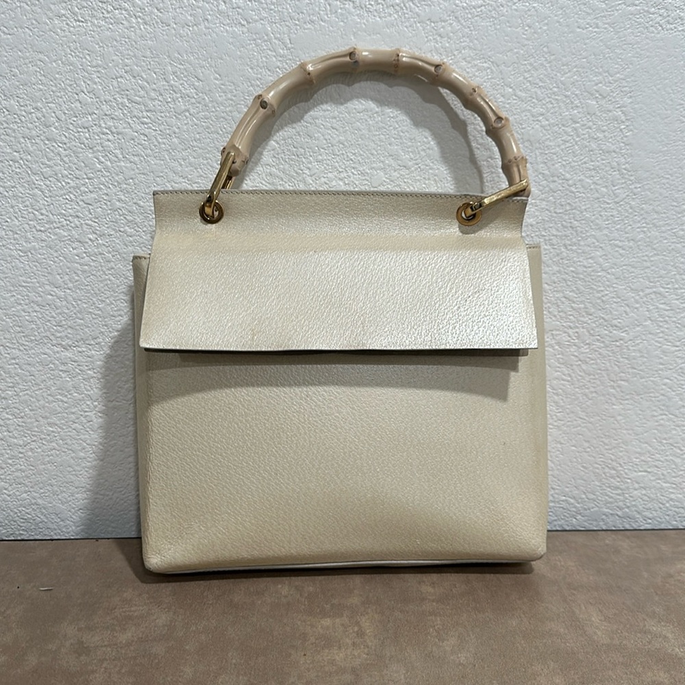 Vintage 70s Gucci bag in white